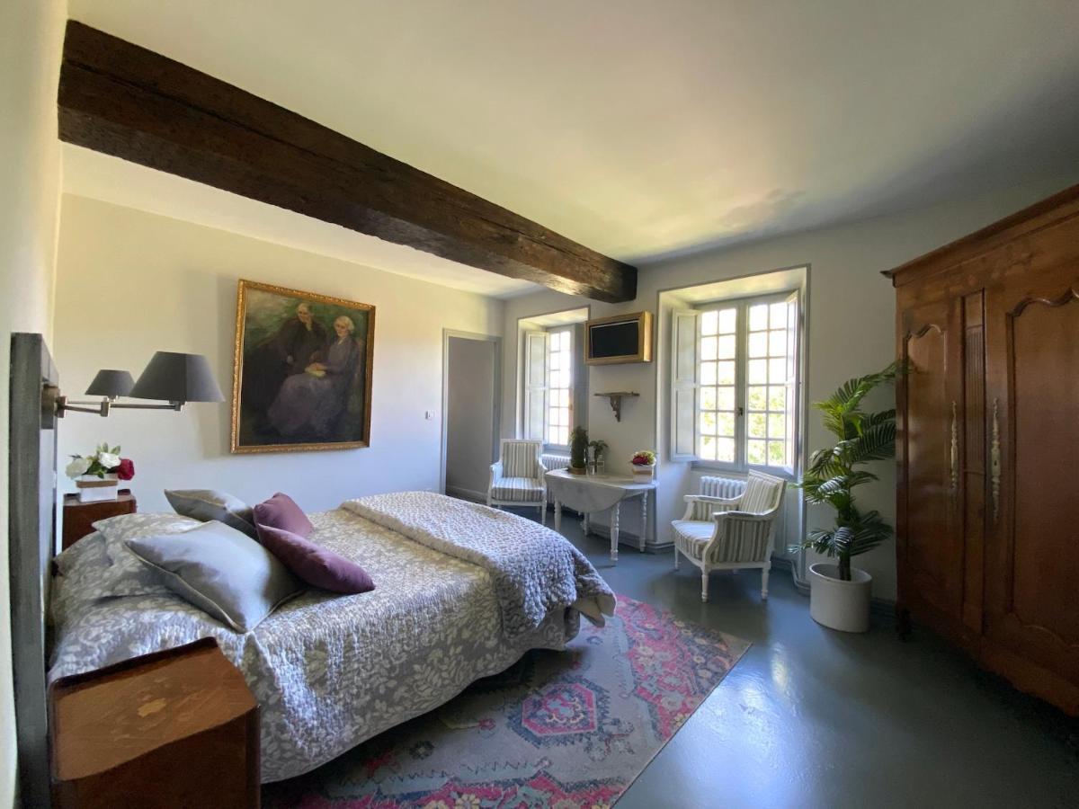 Le Petit Chateau De Sainte Colombe Bouges-le-Chateau Esterno foto
