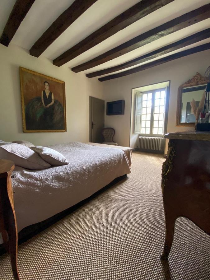 Le Petit Chateau De Sainte Colombe Bouges-le-Chateau Esterno foto