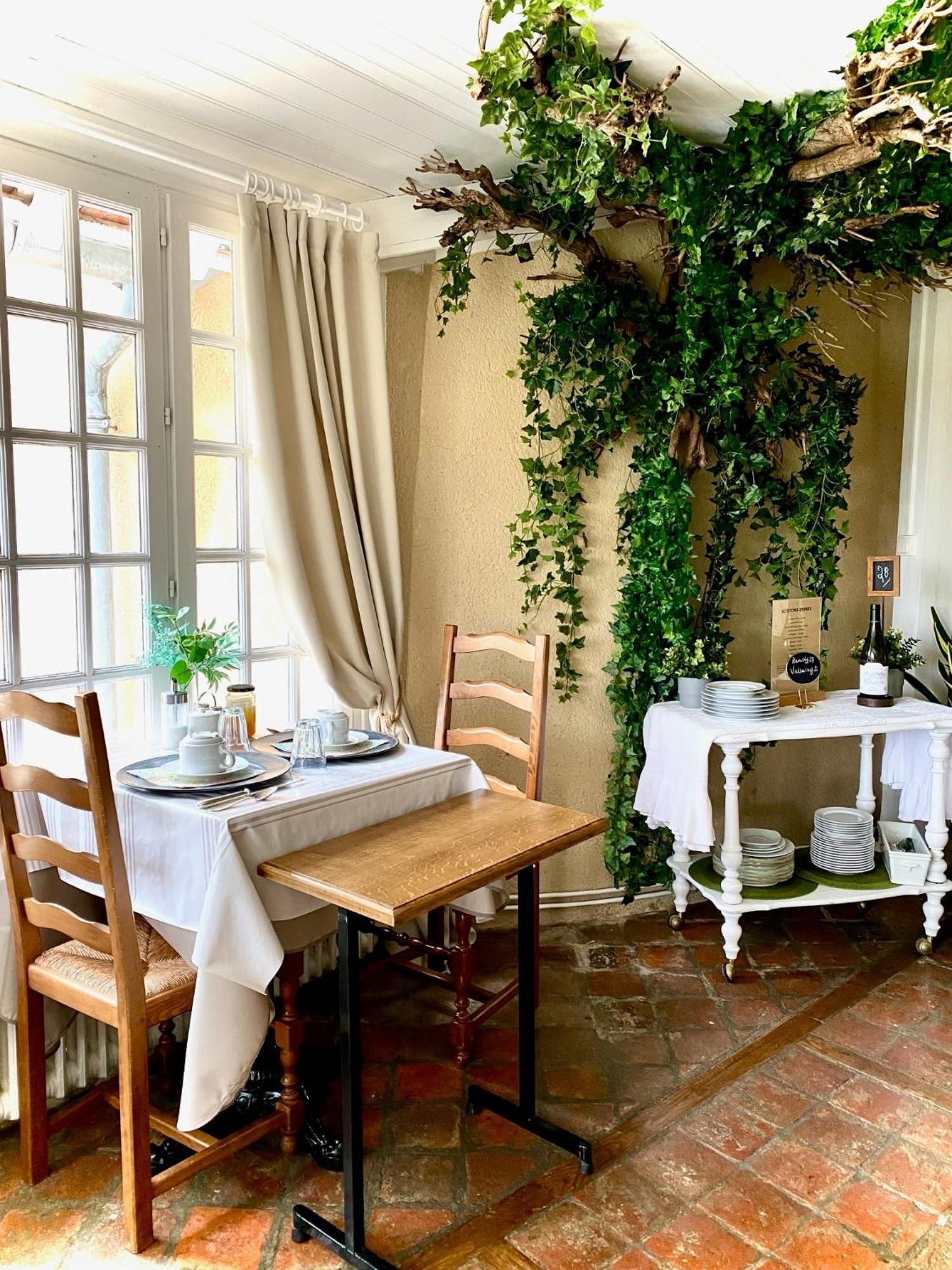 Le Petit Chateau De Sainte Colombe Bouges-le-Chateau Esterno foto
